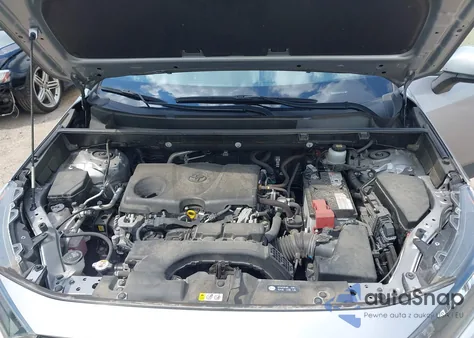 2021 Toyota Rav4 Le z USA, uszkodzony, nr VIN JTMG1RFV2MD073002